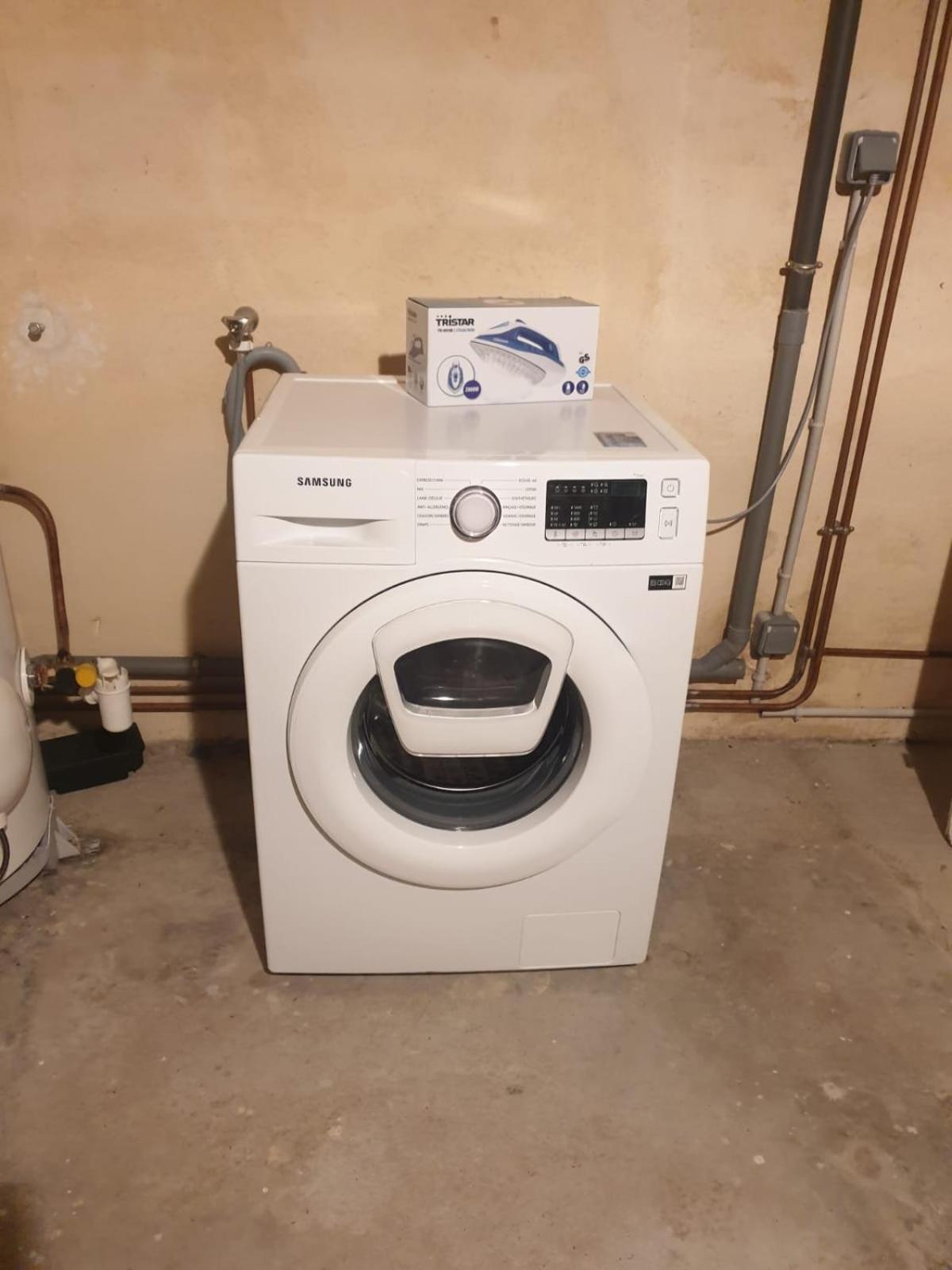 Maison 150M2 Jardin A Louer En Entier, Bordeaux Centre Chartrons, 3 Chambres 3 Salles De Bains 1 Canape-Lit Llllnumero De Telephone Dans L'Annonce Si Questionlll Екстериор снимка